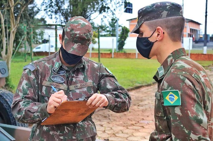 28º GAC - Exército Brasileiro - Atenção! Estão abertas as inscrições para  Processo Seletivo de Cabo Especialista Temporário no âmbito da 5ª Região  Militar. Áreas de Interesse: Auxiliar de Eletricista Predial, Auxiliar